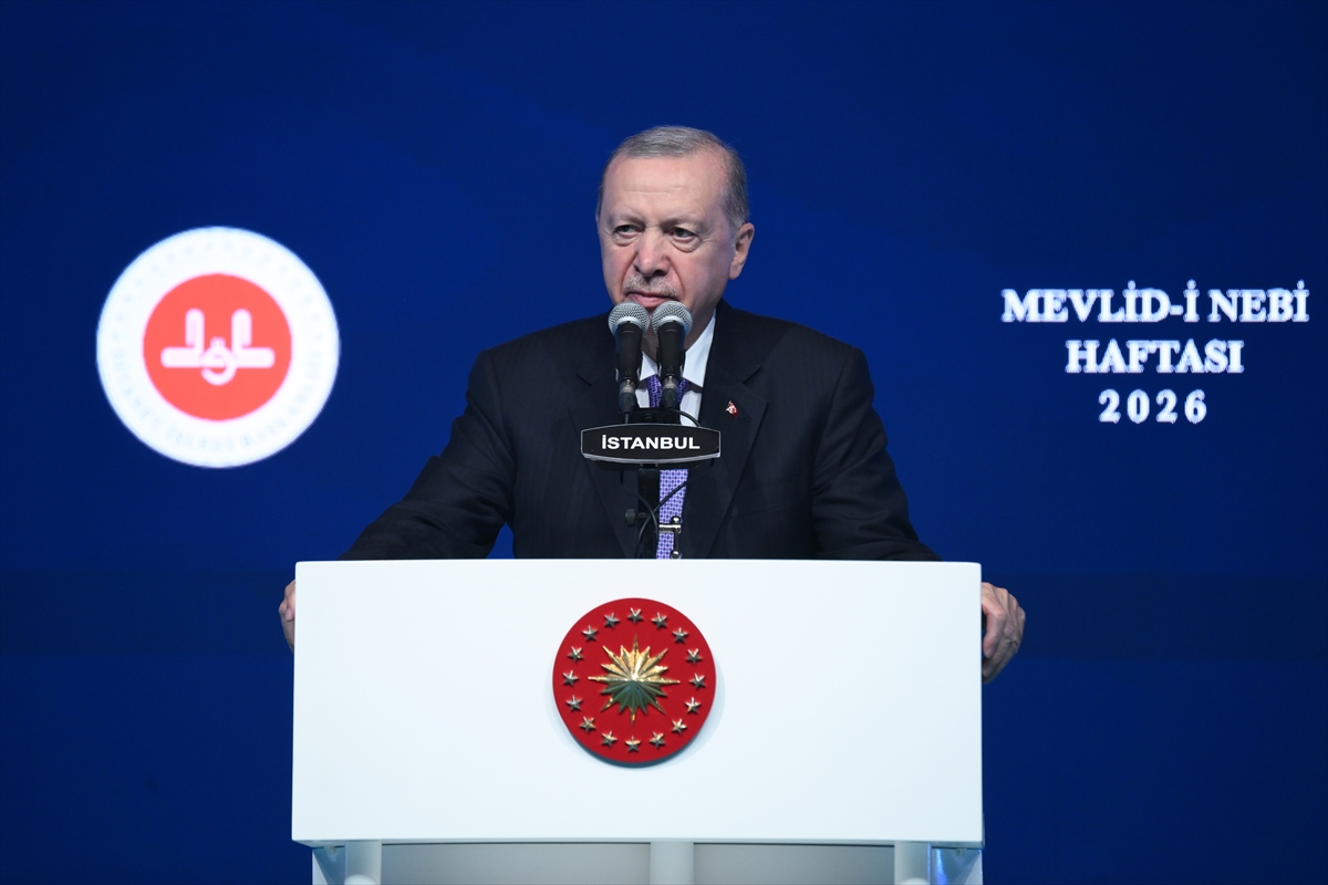 Cumhurbaşkanı Erdoğan: "İsrail'in savaş bağımlısı mevcut hükümeti, komşularından başlayarak tüm bölgemizi istikrarsızlığa sürüklemek için her türlü tahriki deniyor."
