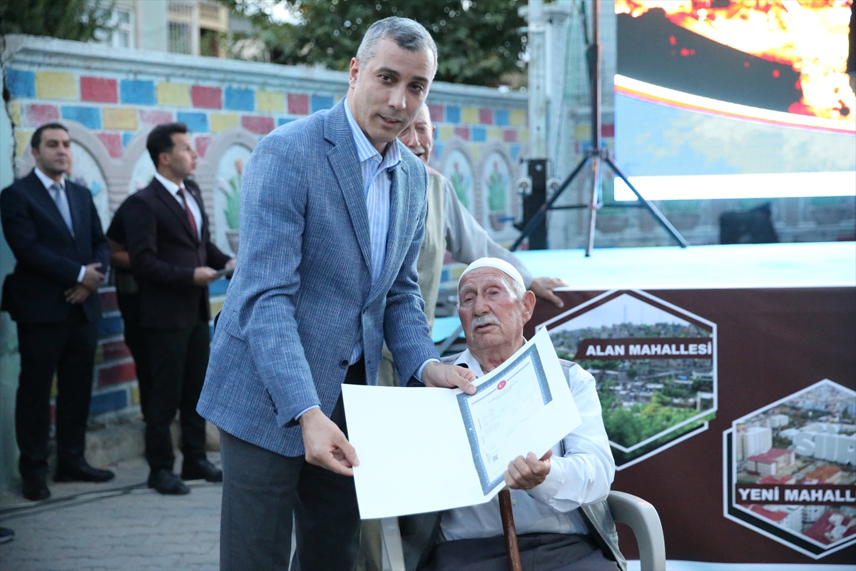 Siirt'te iki mahallede 34 yıllık mülkiyet sorunu çözüme kavuştu