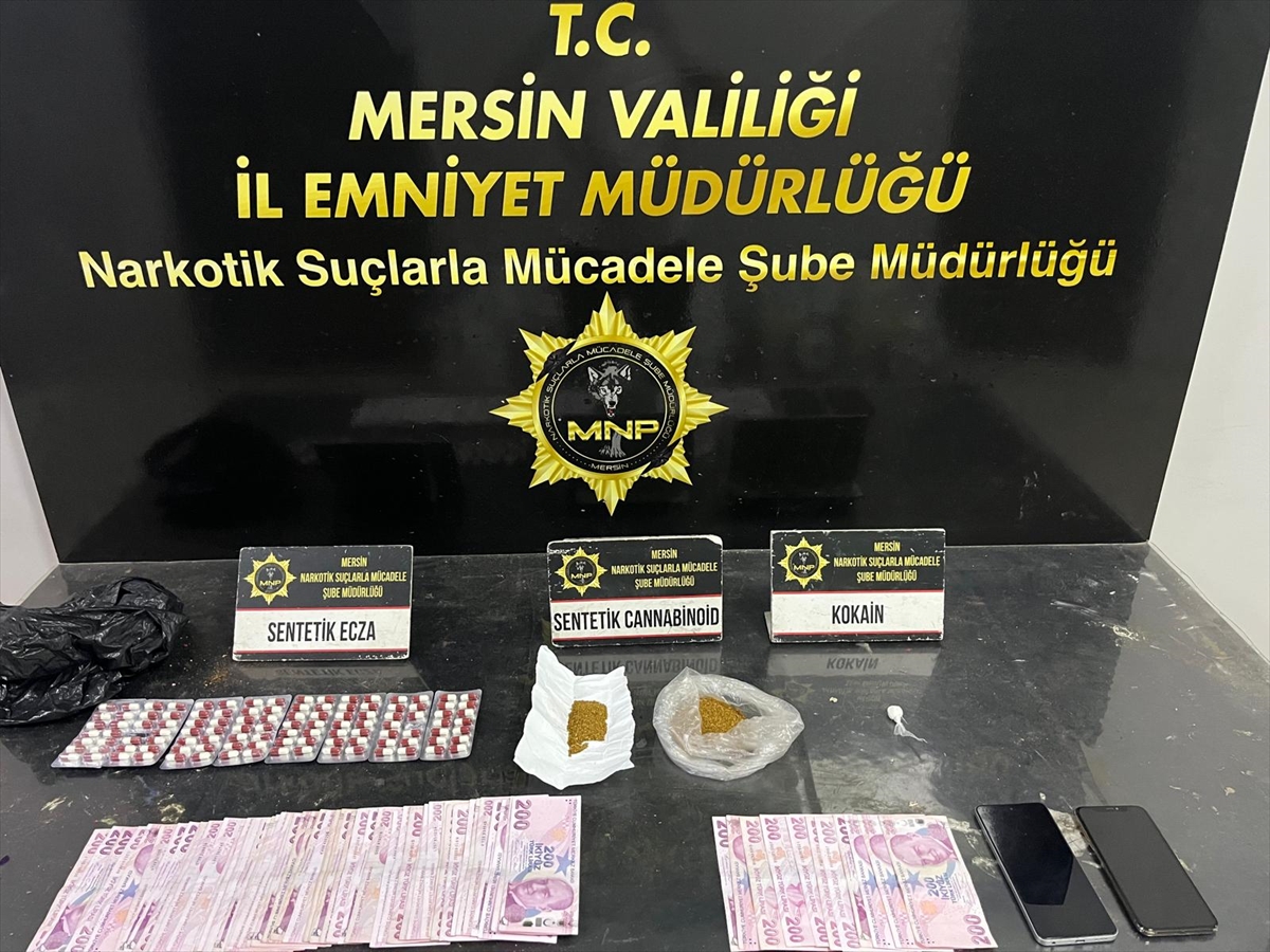 Mersin'de Uyuşturucu Operasyonu: 3 Torbacı Tutuklandı