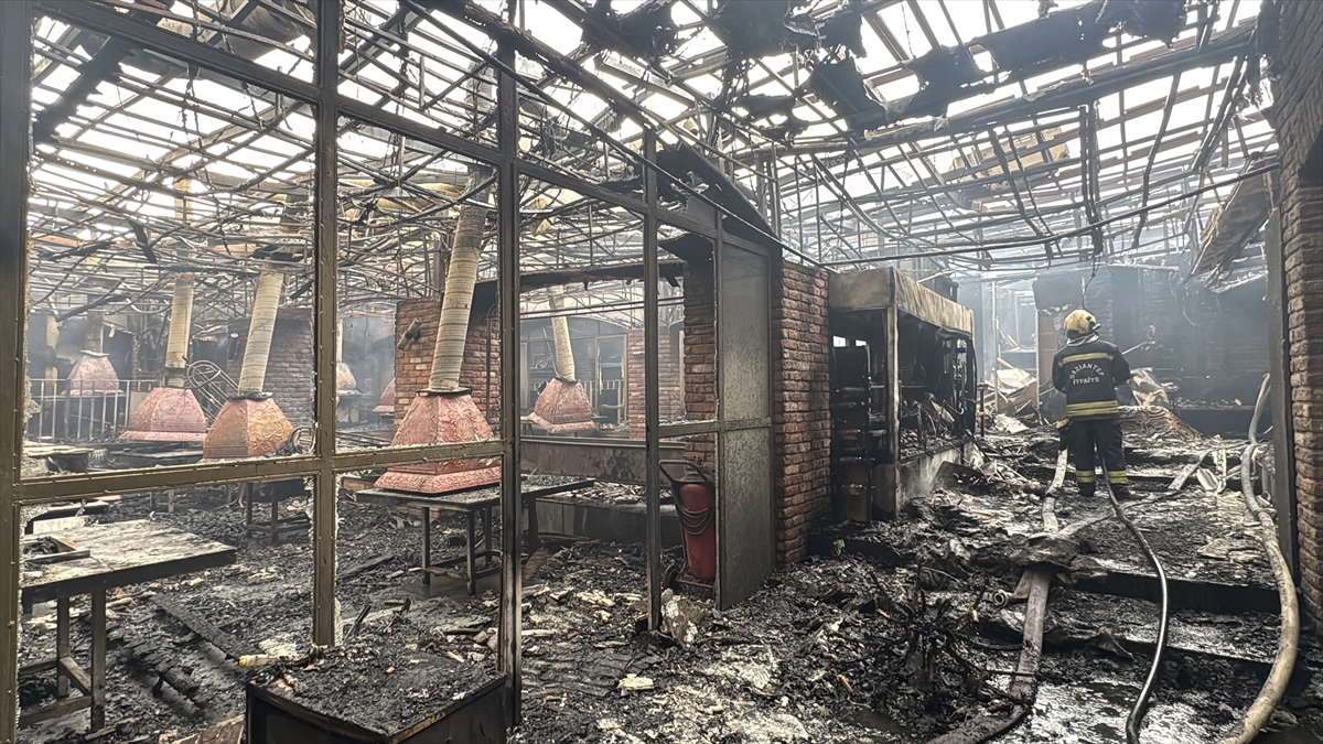 Gaziantep'te Restoran Yangını: İtfaiye Ekipleri Söndürdü