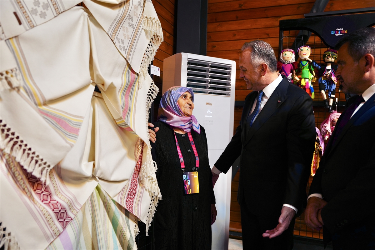 Bakan Yardımcısı Yazgı: Çanakkale Kültür Yolu Festivali başladı