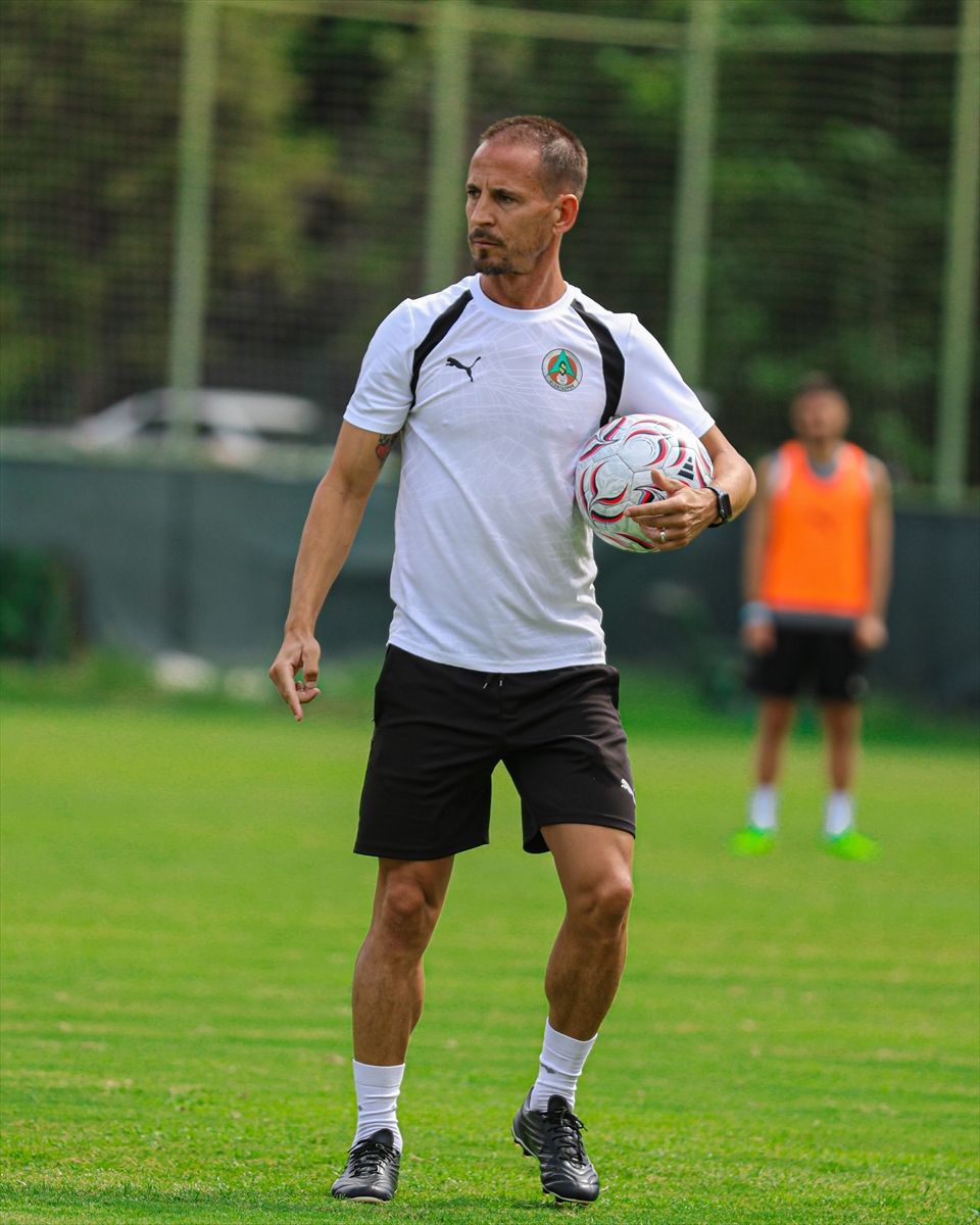 Alanyaspor, Eyüpspor maçı öncesi hazırlıklarını tamamladı