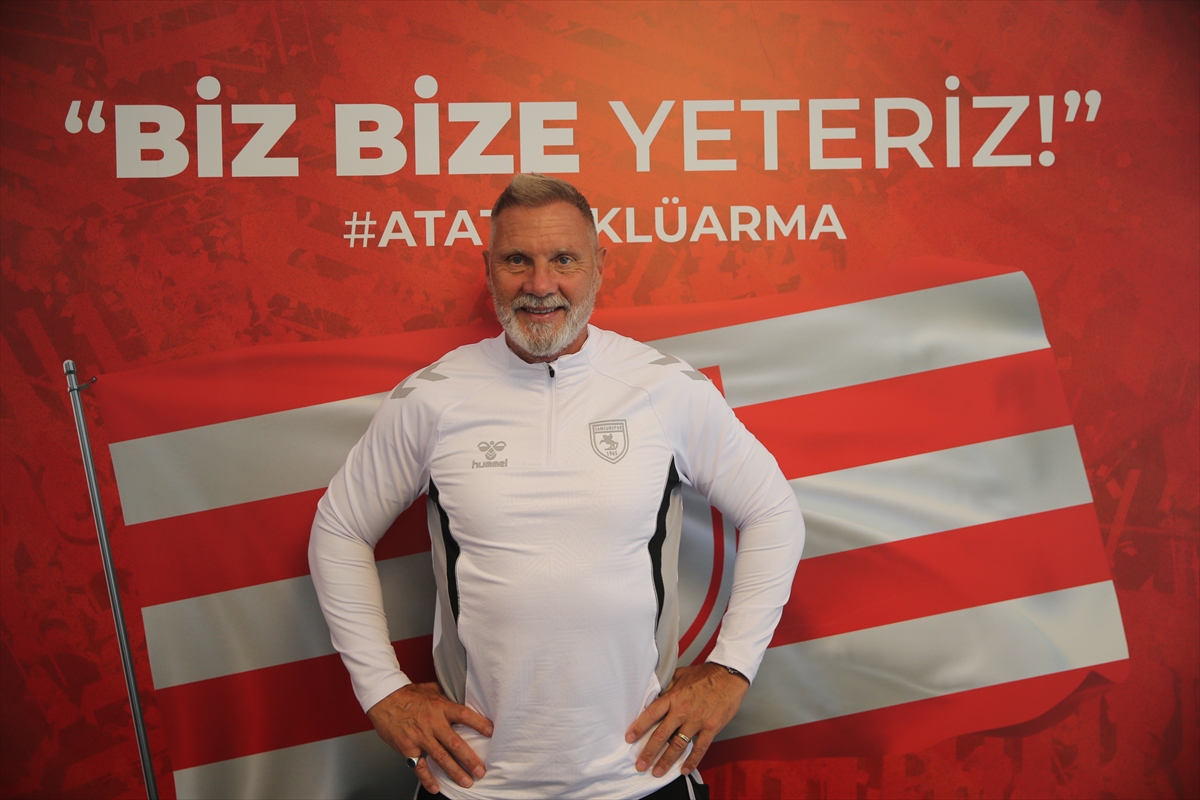 Samsunspor Teknik Direktörü Fink: Fenerbahçe'ye karşı kusursuz performans