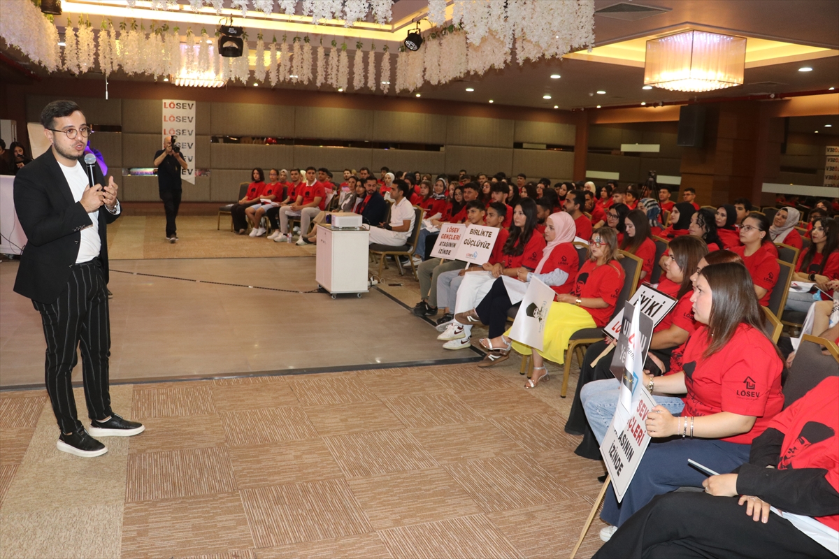 LÖSEV Adana: Gençlik buluşması kanser atlatanlara umut oldu