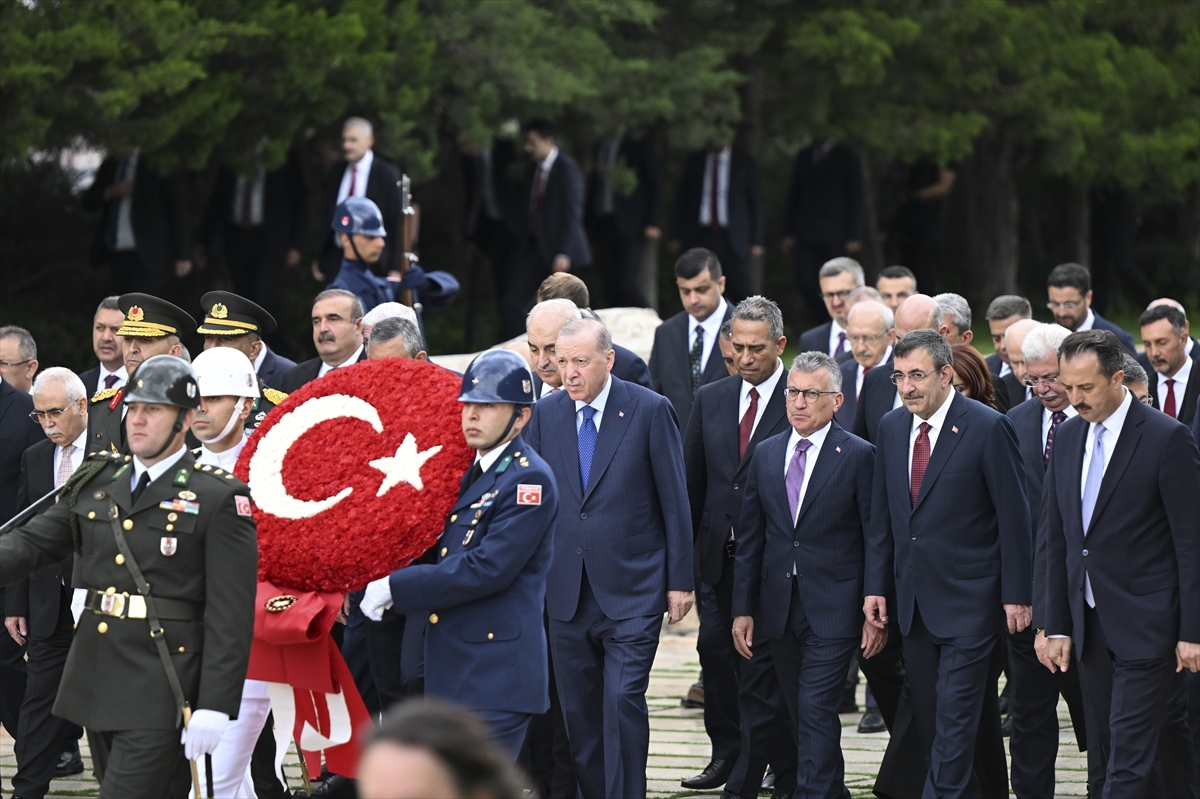 Cumhurbaşkanı Erdoğan: Büyük Zafer'in 104. yıl dönümünü kutluyoruz