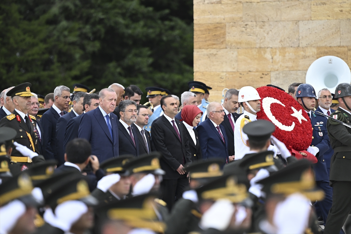 Cumhurbaşkanı Erdoğan: Büyük Zafer'in 104. yıl dönümünü kutluyoruz