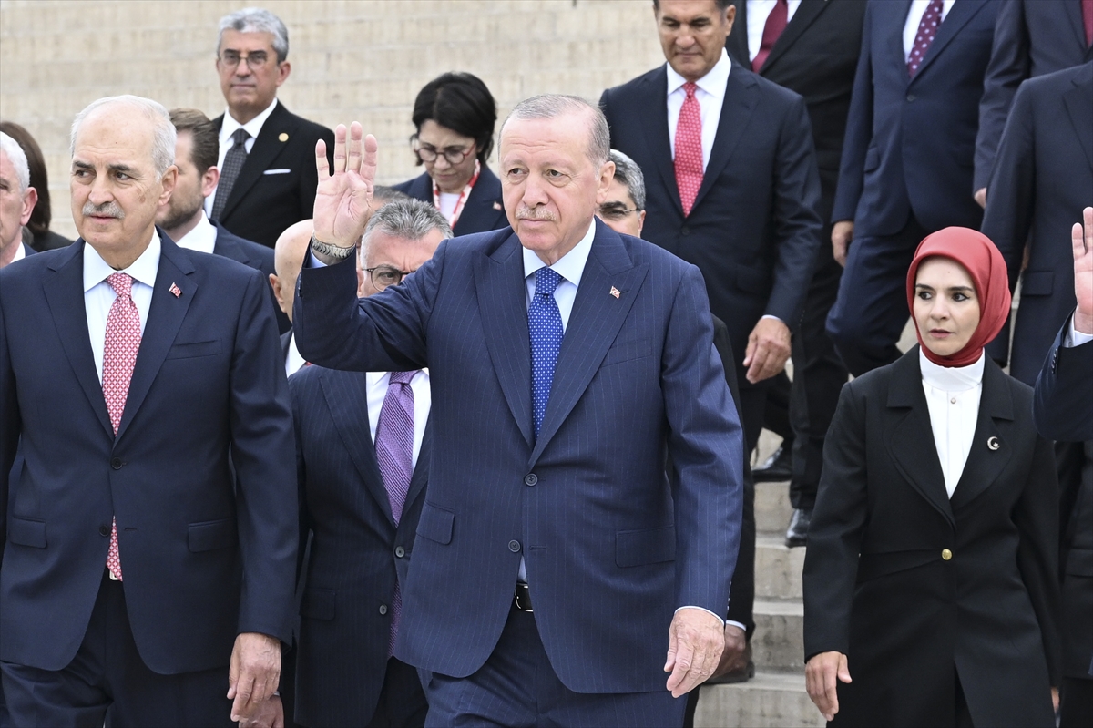Cumhurbaşkanı Erdoğan: Büyük Zafer'in 104. yıl dönümünü kutluyoruz