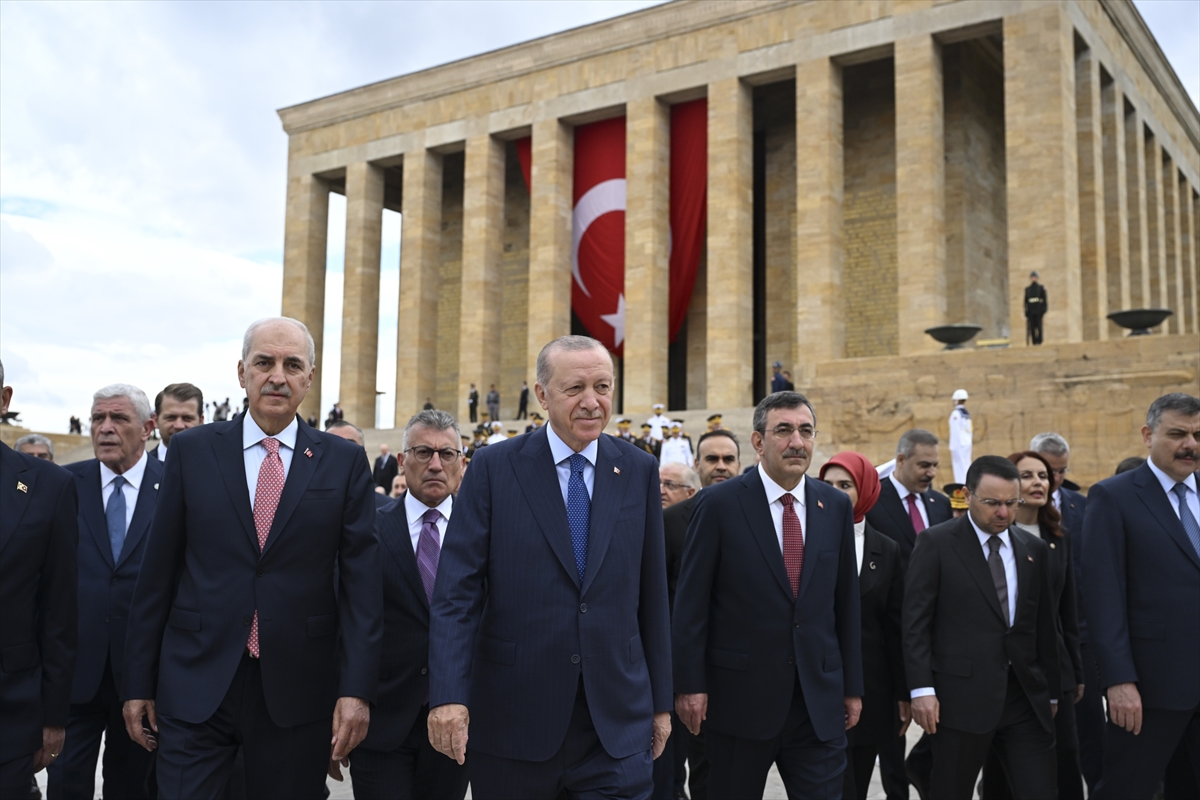Cumhurbaşkanı Erdoğan: Büyük Zafer'in 104. yıl dönümünü kutluyoruz