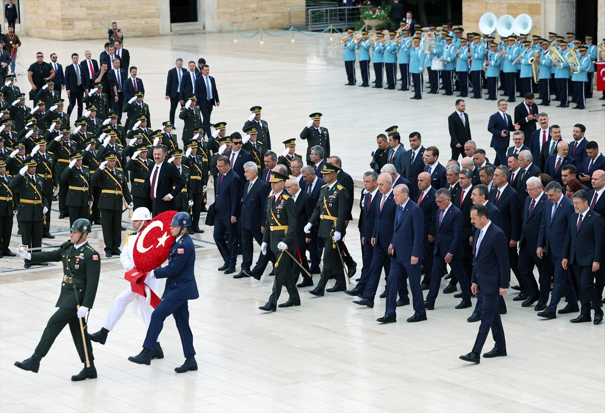 Cumhurbaşkanı Erdoğan: Büyük Zafer'in 104. yıl dönümünü kutluyoruz