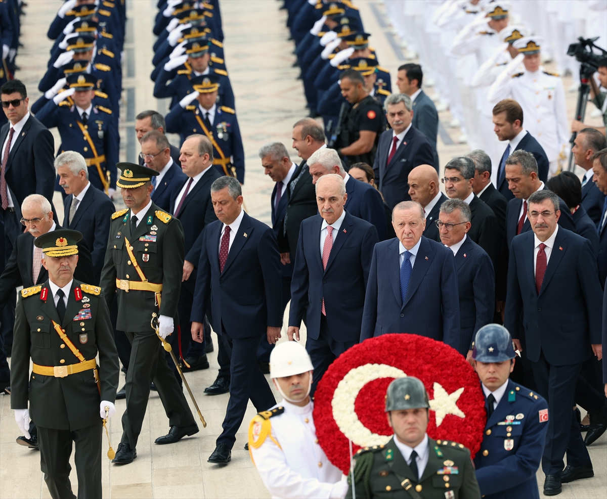 Cumhurbaşkanı Erdoğan: Büyük Zafer'in 104. yıl dönümünü kutluyoruz