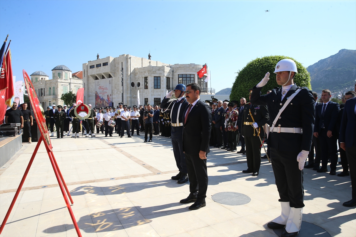 Adana, Mersin, Hatay ve Osmaniye'de Zafer Bayramı kutlandı