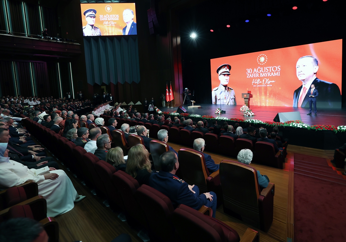 Erdoğan: Terör defterleri kapandıkça umutlar büyüyecek