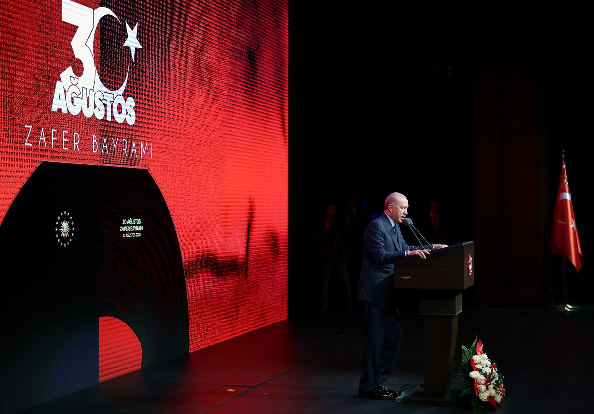 Erdoğan: Terör defterleri kapandıkça umutlar büyüyecek