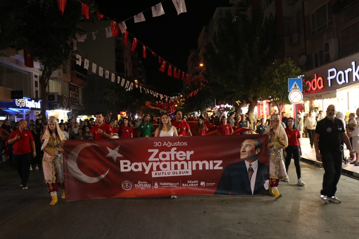 Manisa ve Aydın'da 30 Ağustos Zafer Bayramı coşkuyla kutlandı