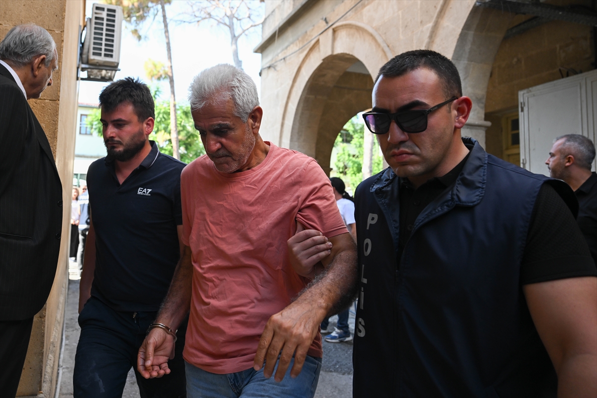 KKTC'deki yolcu gemisi kazasına ilişkin gözaltına alınan 9 kişi Girne Kaza Mahkemesi'ne çıkarıldı