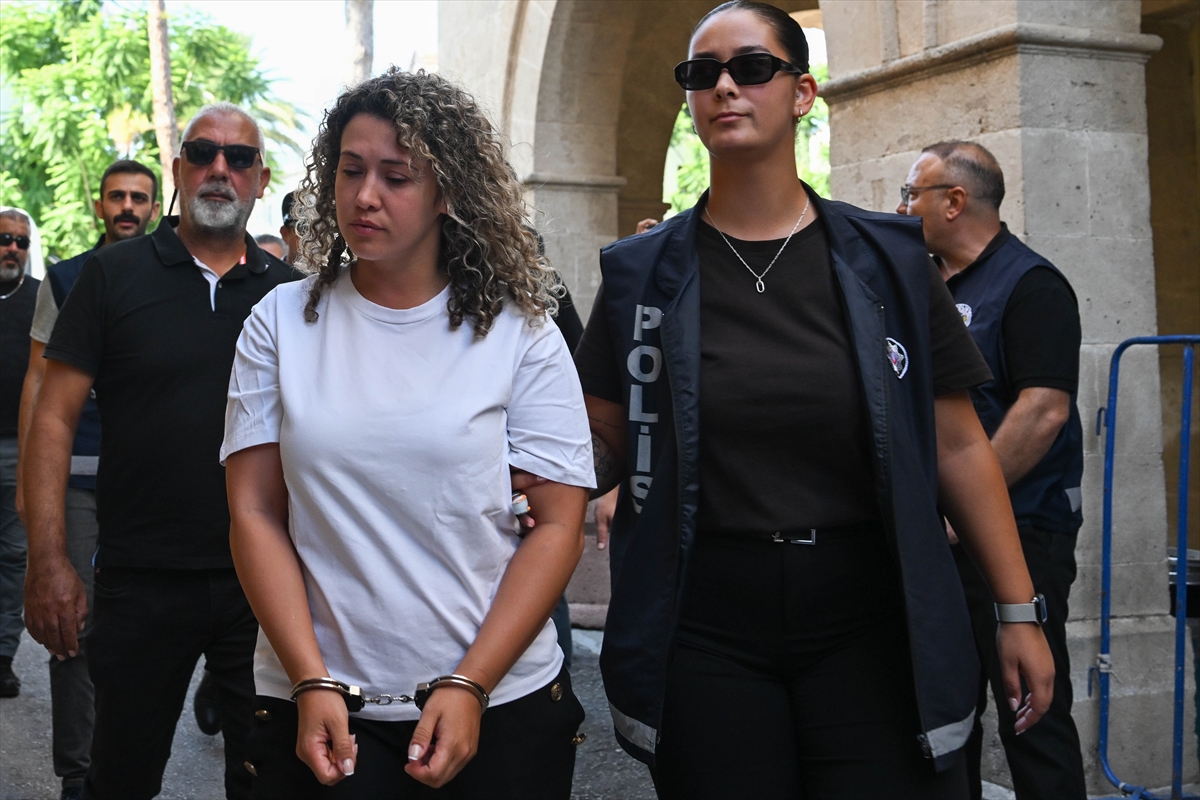 KKTC'deki yolcu gemisi kazasına ilişkin gözaltına alınan 9 kişi Girne Kaza Mahkemesi'ne çıkarıldı