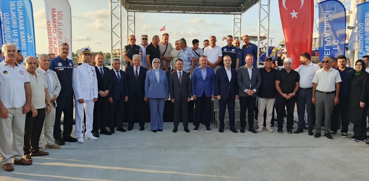 Kocaeli'de balıkçılar yeni av sezonuna törenle 'Vira Bismillah' dedi