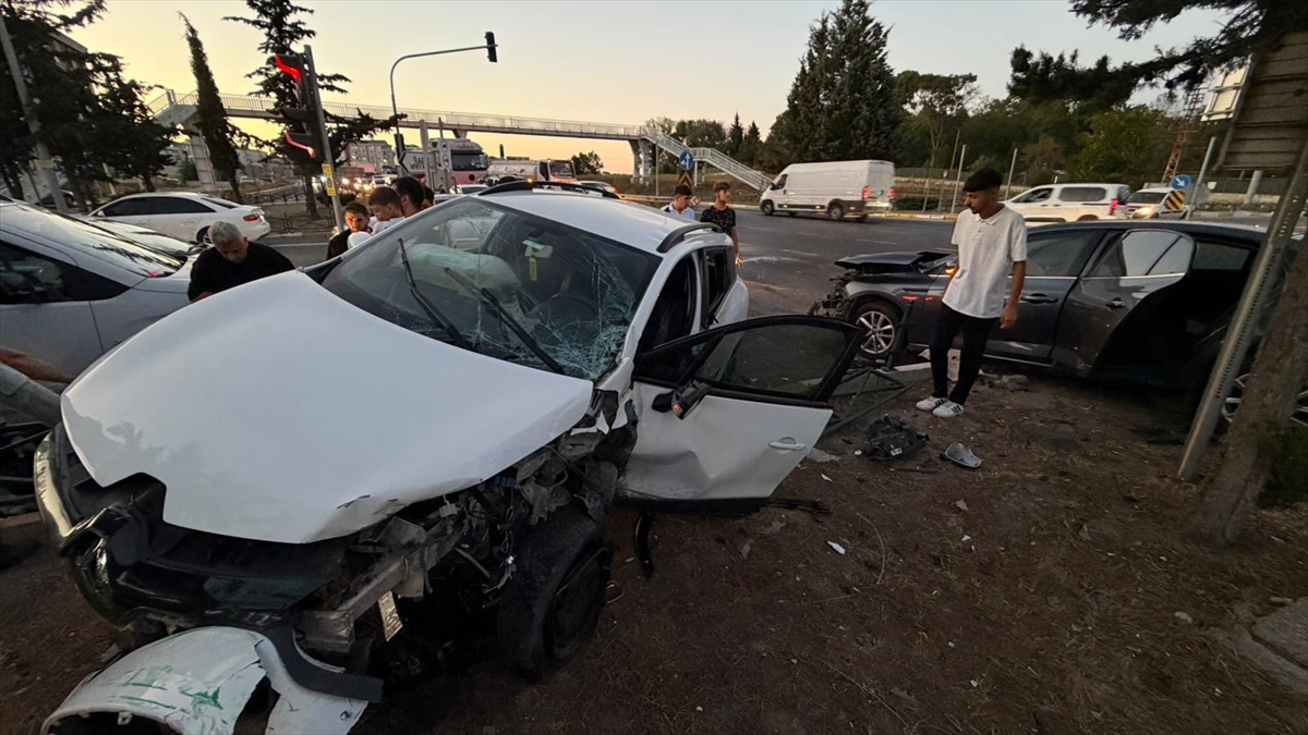 Tekirdağ Çerkezköy'de trafik kazası: 3'ü çocuk 6 yaralı