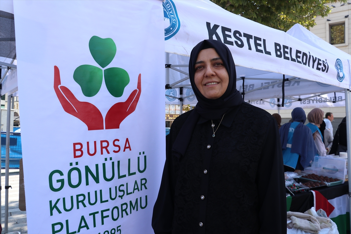 Bursa'da Filistinli Öğrencilere Destek İçin Hayır Çarşısı