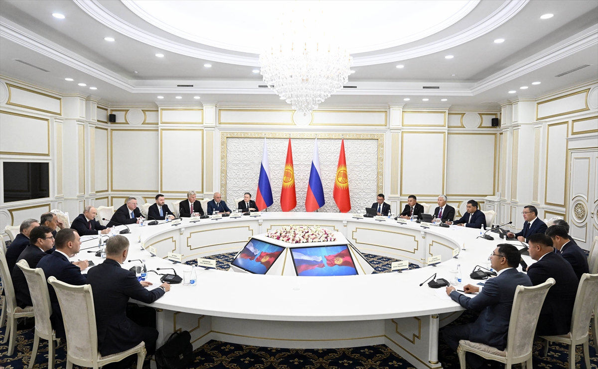 Caparov: Rusya ile stratejik işbirliğini güçlendireceğiz