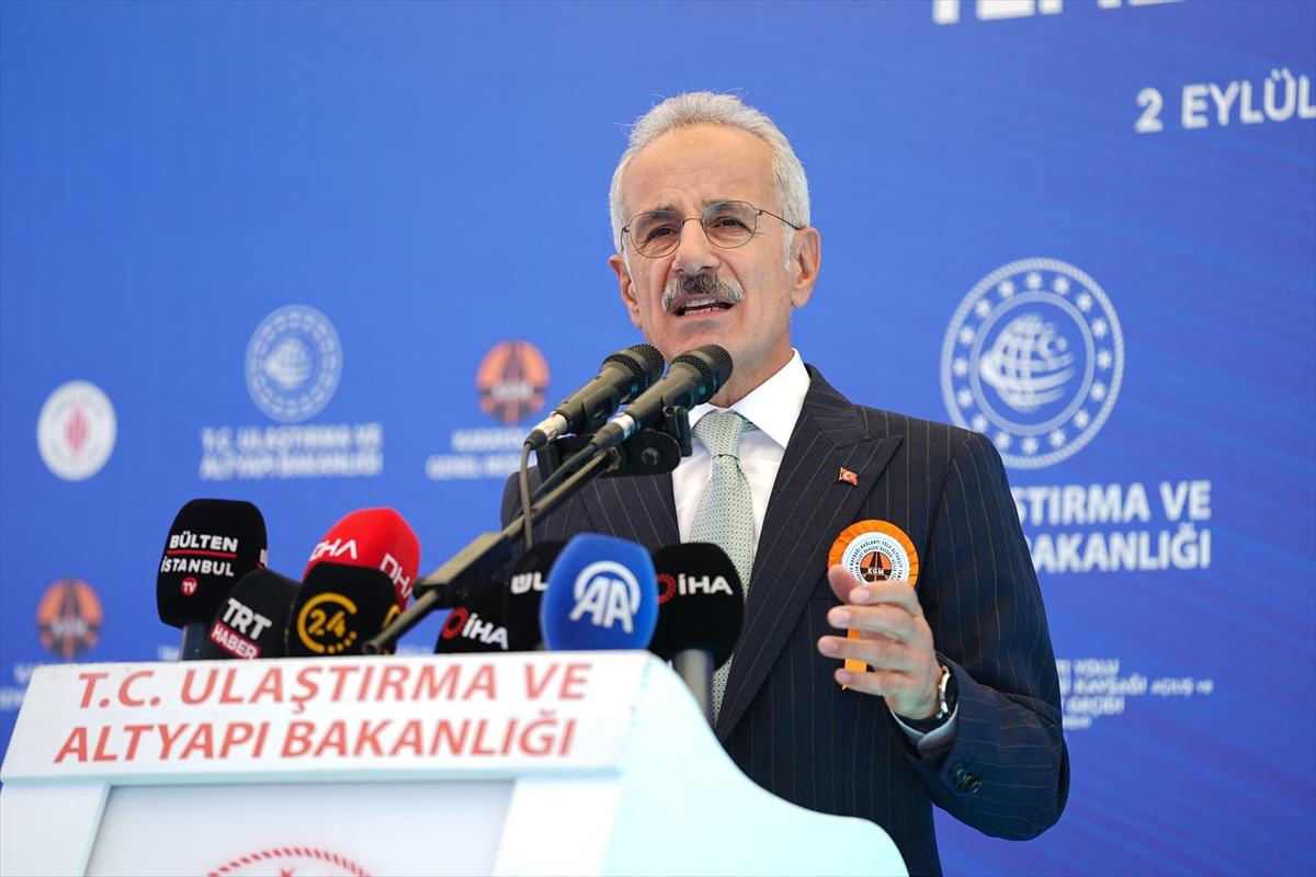 Bakan Uraloğlu: Ümraniye'ye 230 metrelik alt geçit inşa edilecek