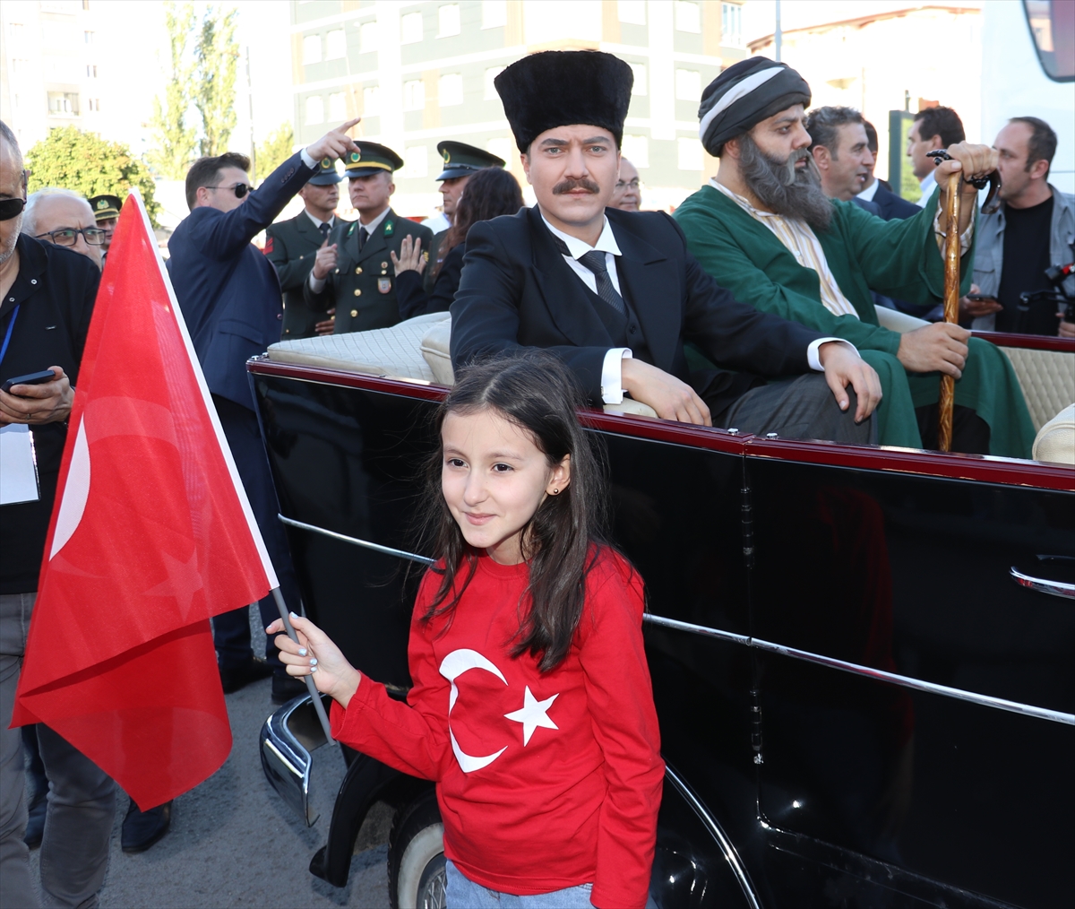 Sivas Kongresi'nin 107. yılı: Atatürk'ün gelişi canlandırıldı