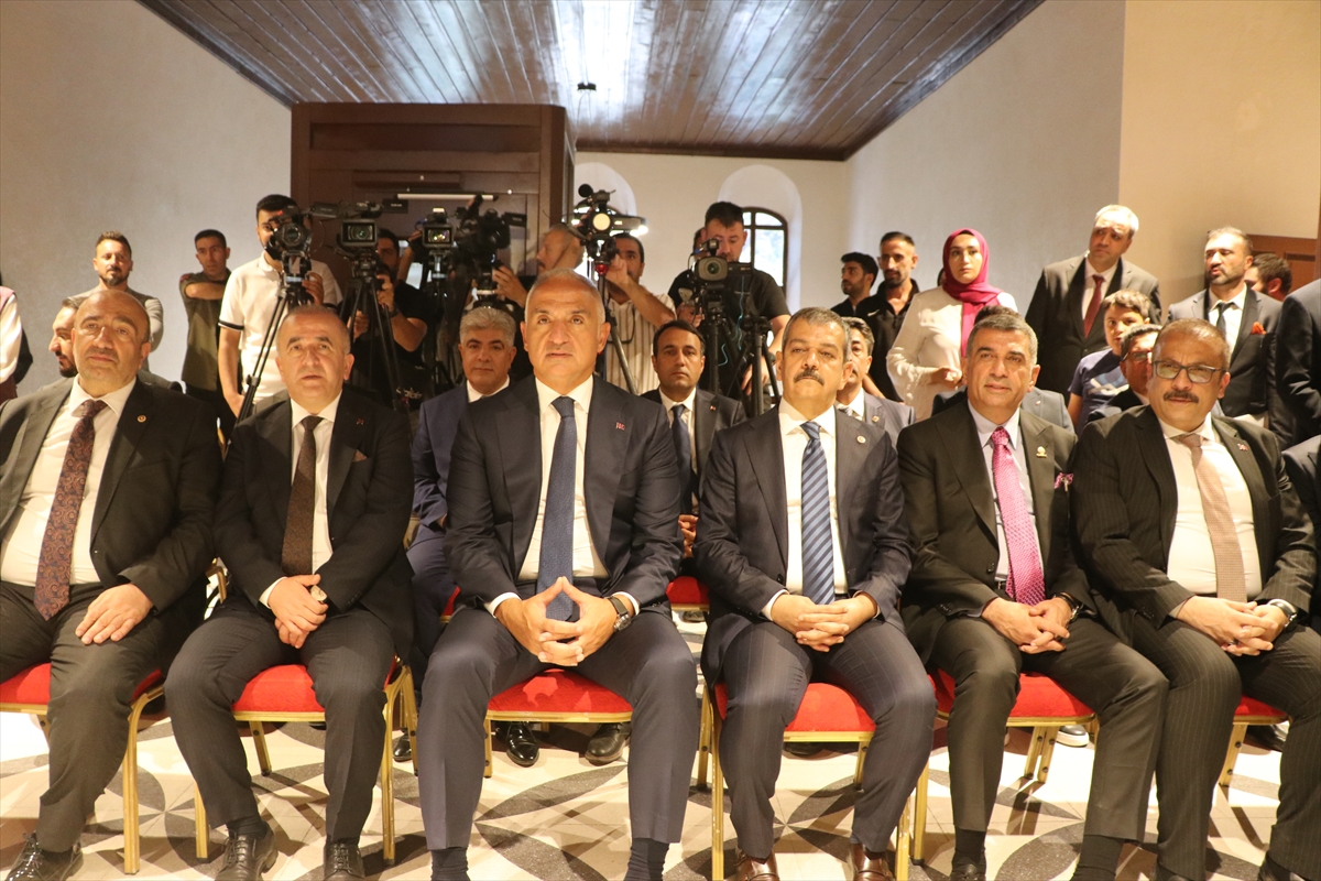 Kültür ve Turizm Bakanı Ersoy, Elazığ Arkeoloji ve Etnografya Müzesi'nin açılışında konuştu: