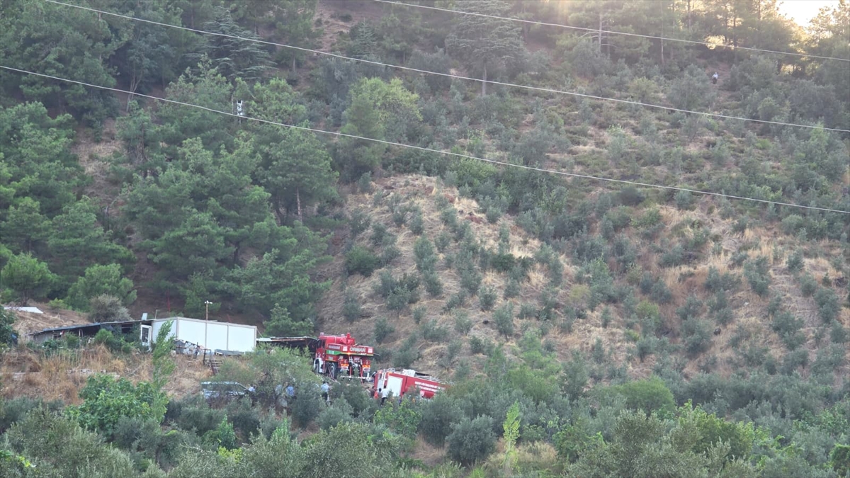 Hatay Hassa'daki orman yangını kısa sürede söndürüldü