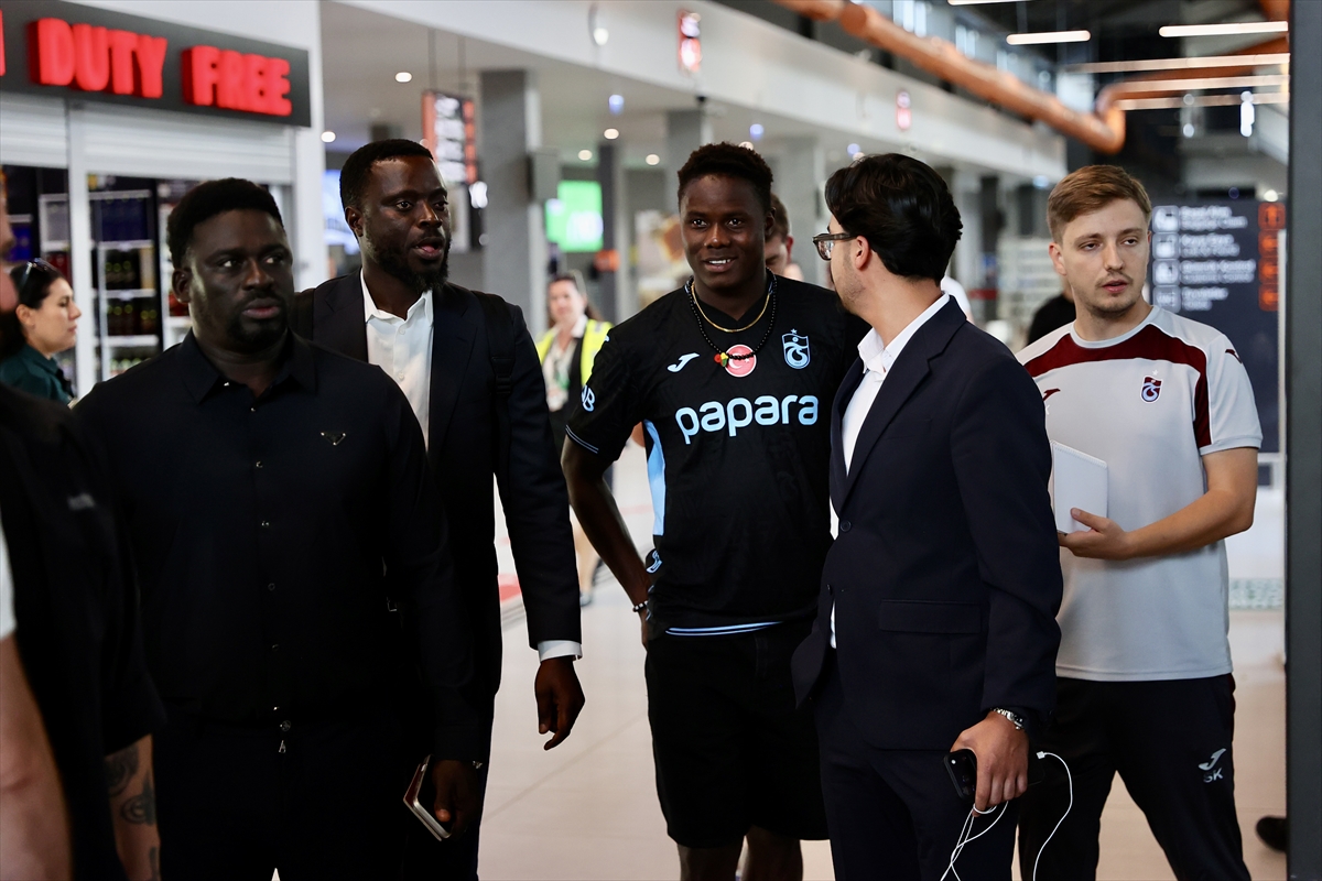 Trabzonspor'un yeni transferi Franculino Dju, Trabzon'a geldi