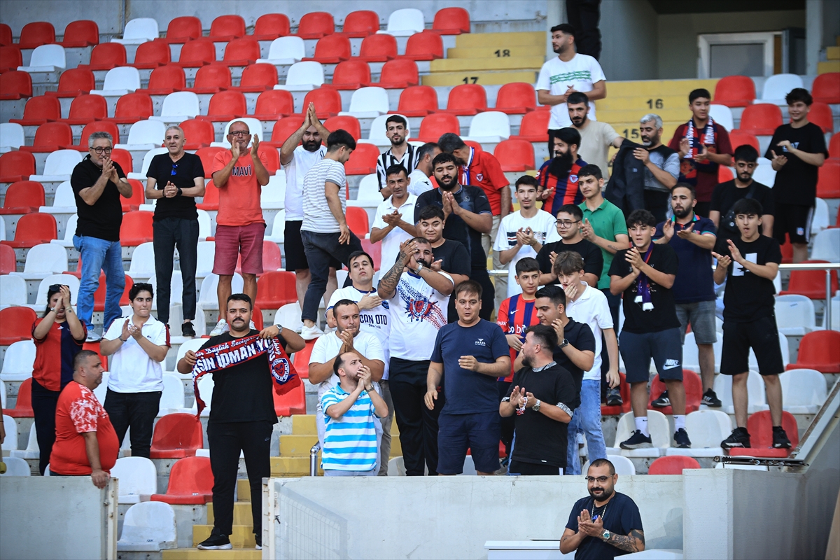 Transfer yasağını kaldıran Yeni Mersin İdmanyurdu, "küllerinden doğma" hedefinde