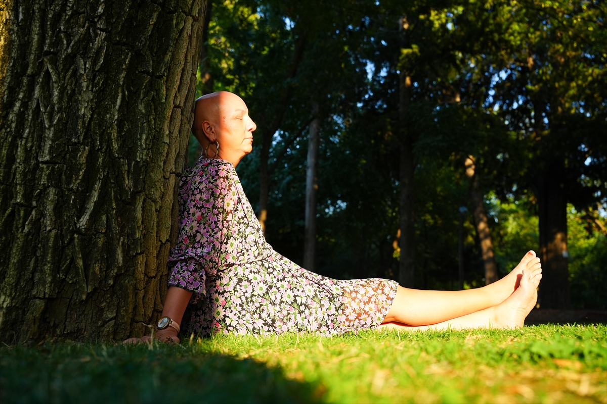 Alopesiyle 23 yıllık mücadelesini toplumsal farkındalığa dönüştürdü