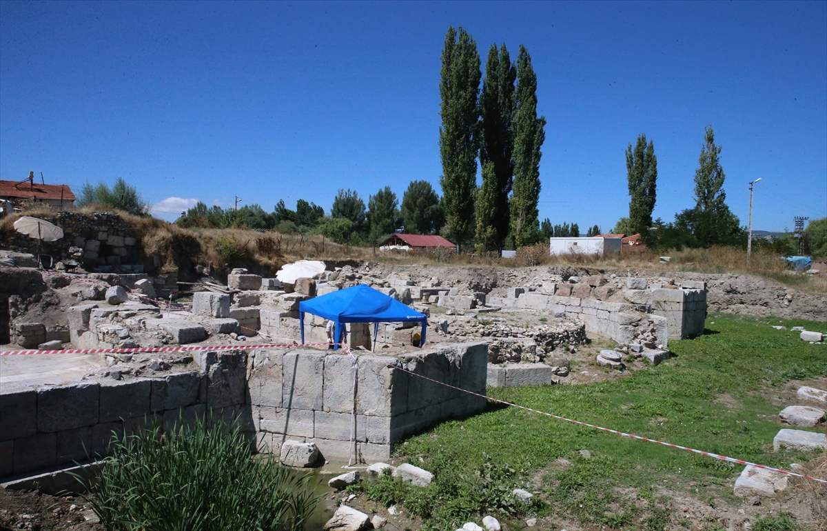 Sulusaray'ın altındaki Sebastapolis Antik Kenti gün yüzüne çıkarılıyor