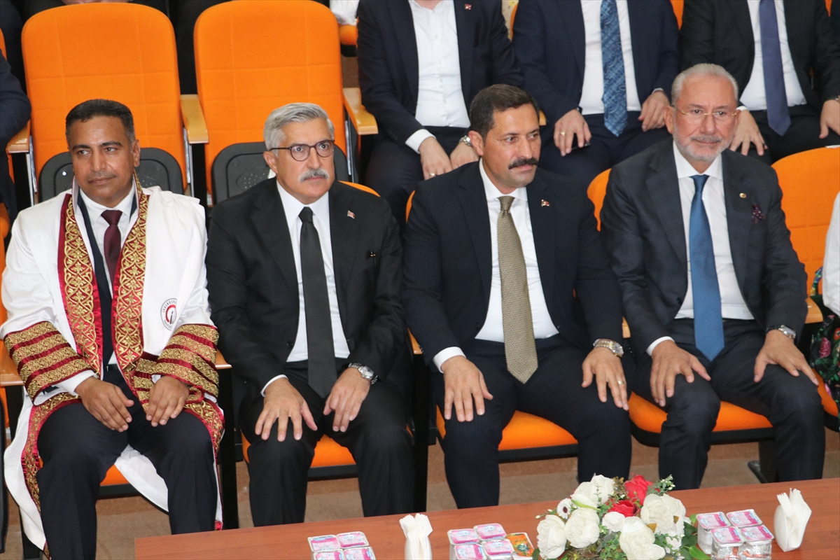 TOGG Yönetim Kurulu Başkanı Fuat Tosyalı'ya fahri doktora ünvanı verildi