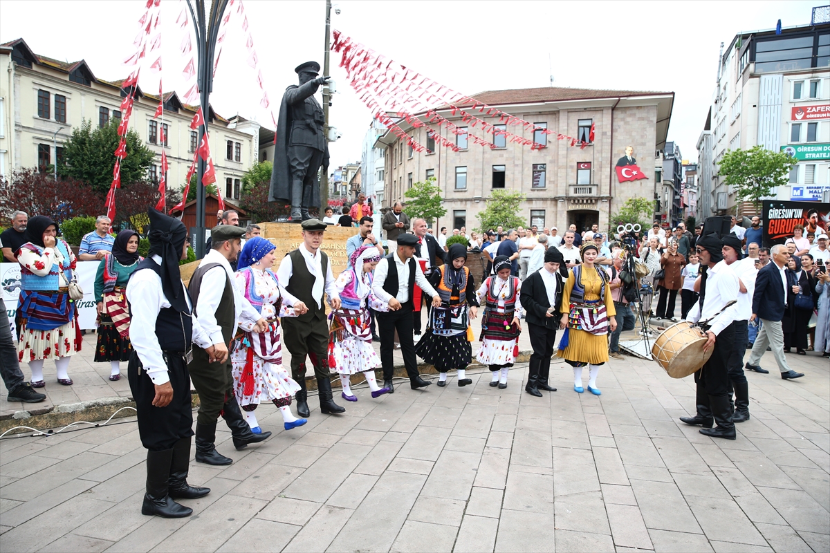 Giresun'da Islık Dili Festivali için tanıtım yürüyüşü düzenlendi