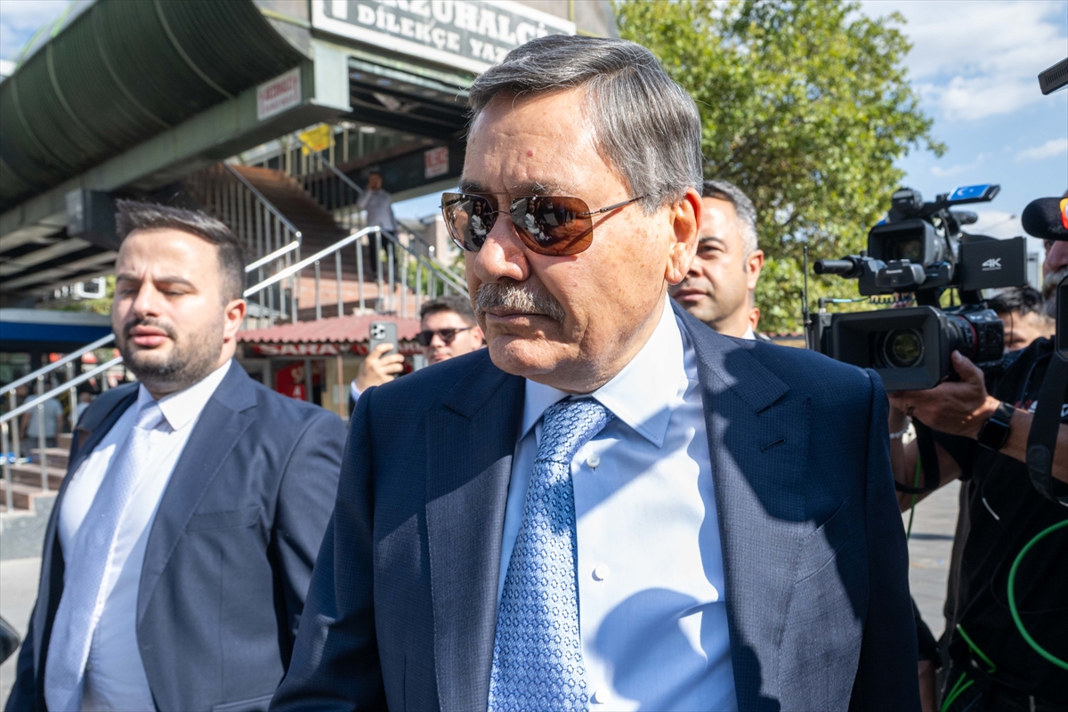 Melih Gökçek: Ankara Adliyesi'nde şüpheli sıfatıyla ifade veriyor