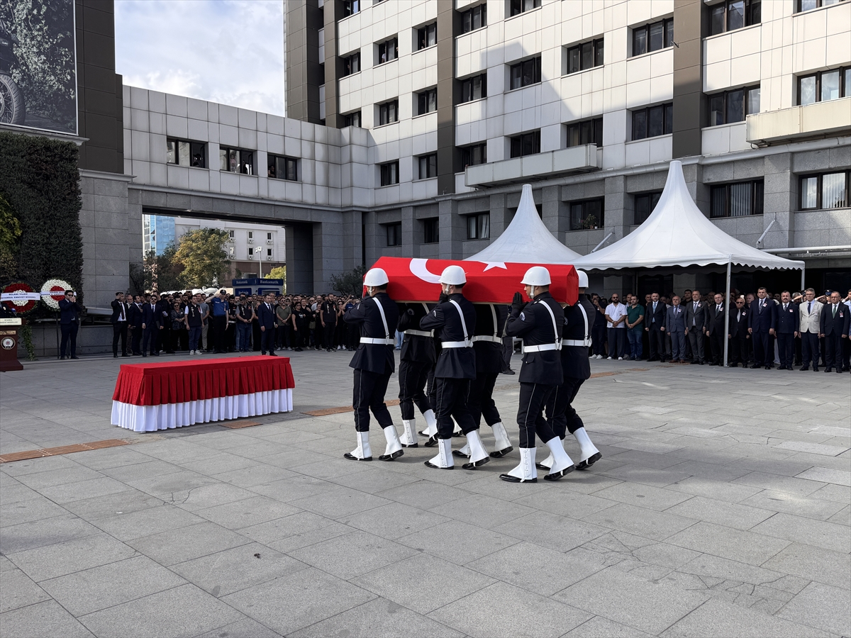Şehit Polis Melih Kaygusuz İstanbul'da son yolculuğuna uğurlandı