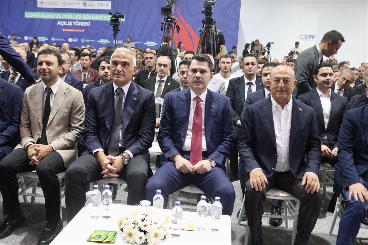 Bakan Kurum, COP31 Alanı ve Oteller Bölgesi Yolları açılışında konuştu: