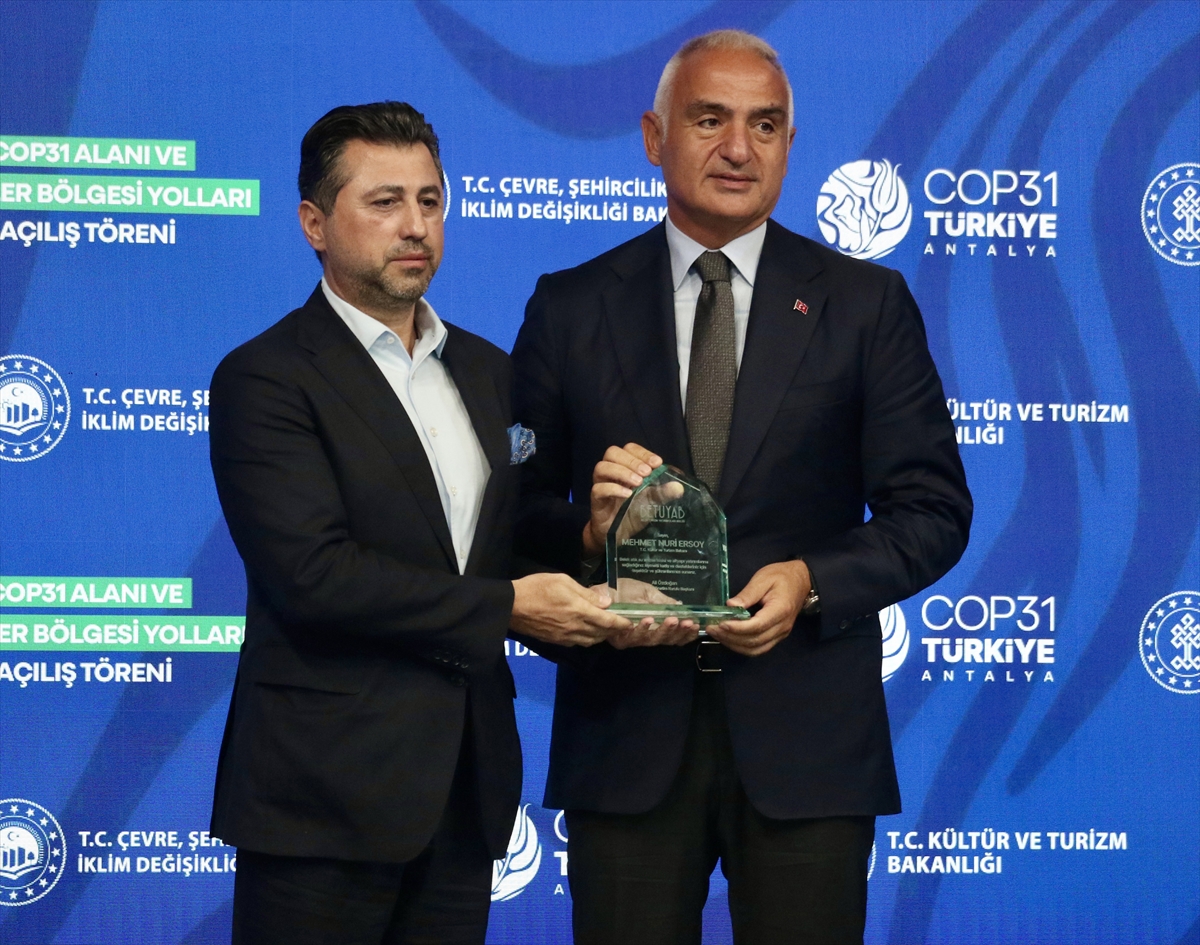 Bakan Kurum, COP31 Alanı ve Oteller Bölgesi Yolları açılışında konuştu: