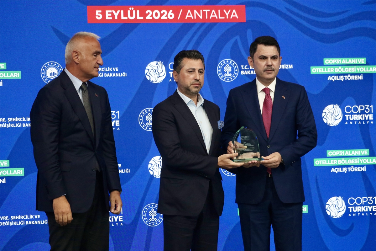 Bakan Kurum, COP31 Alanı ve Oteller Bölgesi Yolları açılışında konuştu: