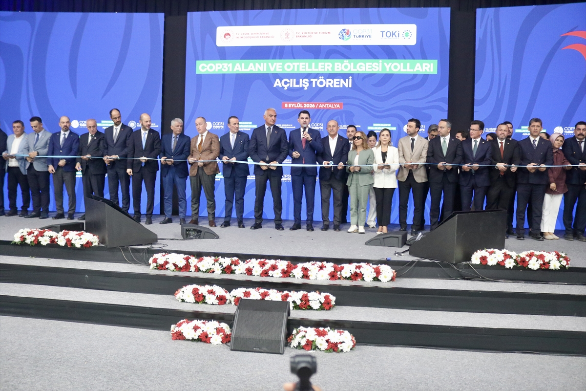 Bakan Kurum, COP31 Alanı ve Oteller Bölgesi Yolları açılışında konuştu: