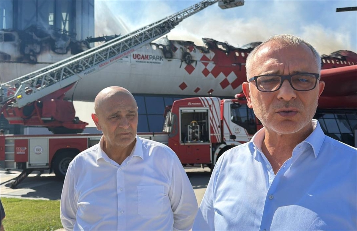 Kocaeli Uçakpark'ta yangın çıktı: Hasan Soba bilgi verdi