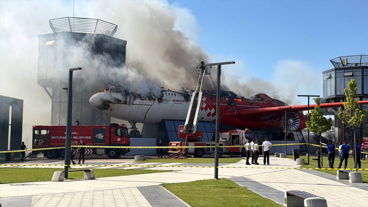 Kocaeli Uçakpark'ta yangın çıktı: Hasan Soba bilgi verdi