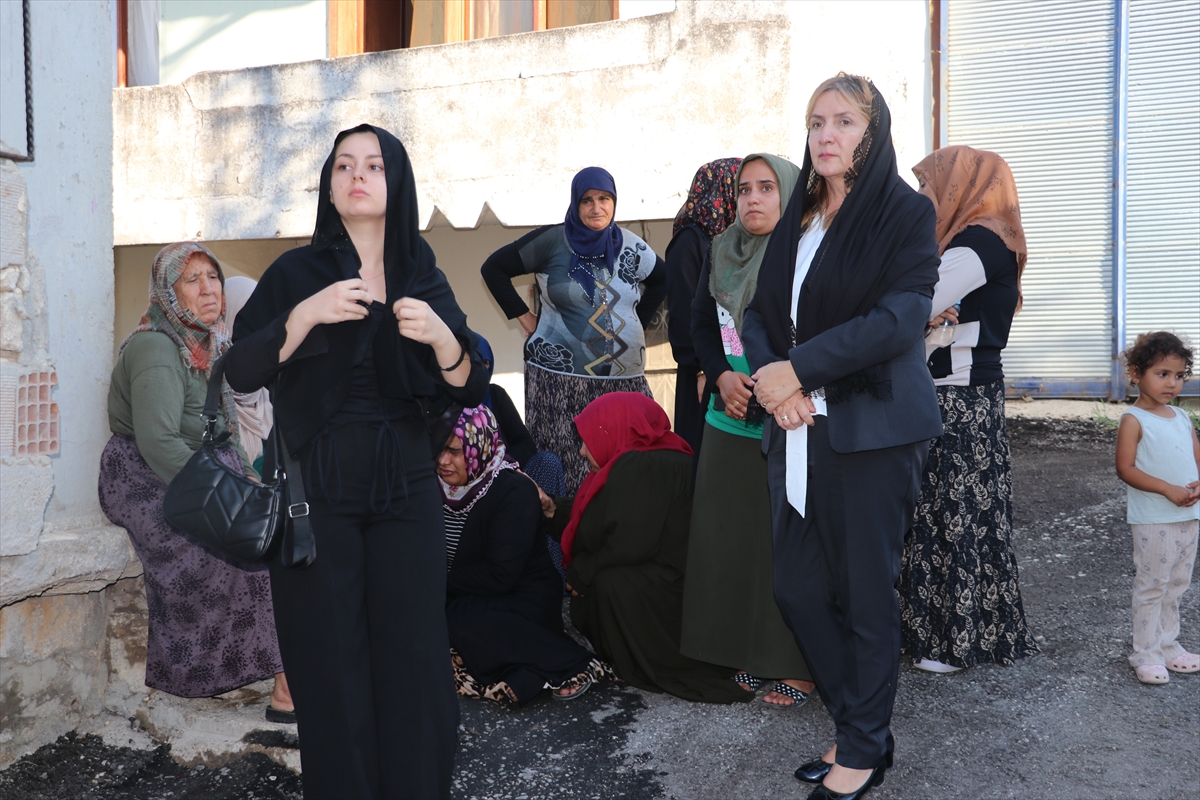 Nazmiye Özbolat: KKTC gemi kazası kurbanı Hatay'da defnedildi