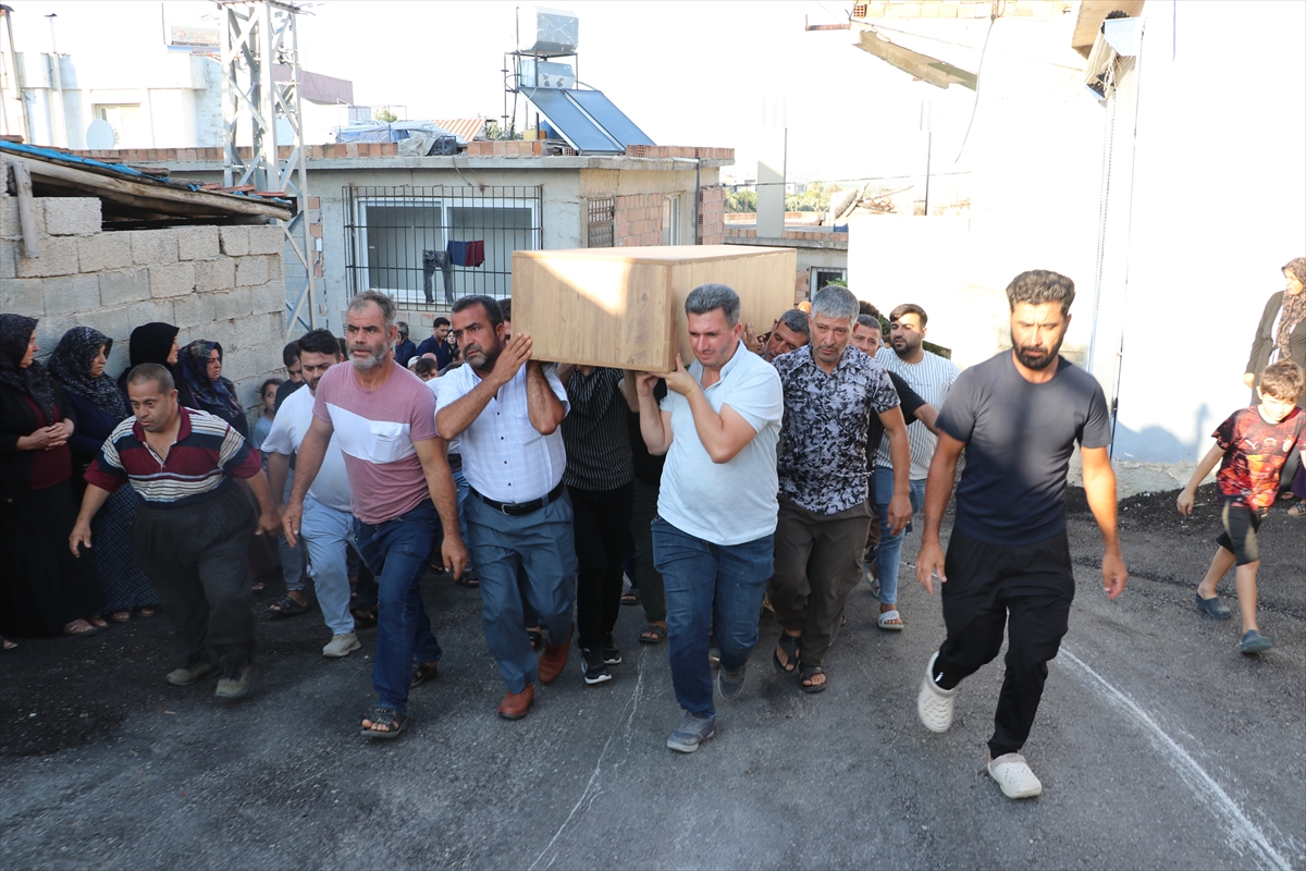 Nazmiye Özbolat: KKTC gemi kazası kurbanı Hatay'da defnedildi
