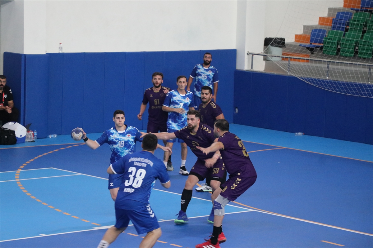 Hentbol Süper Lig: Güneysuspor ile Trabzon BB berabere kaldı