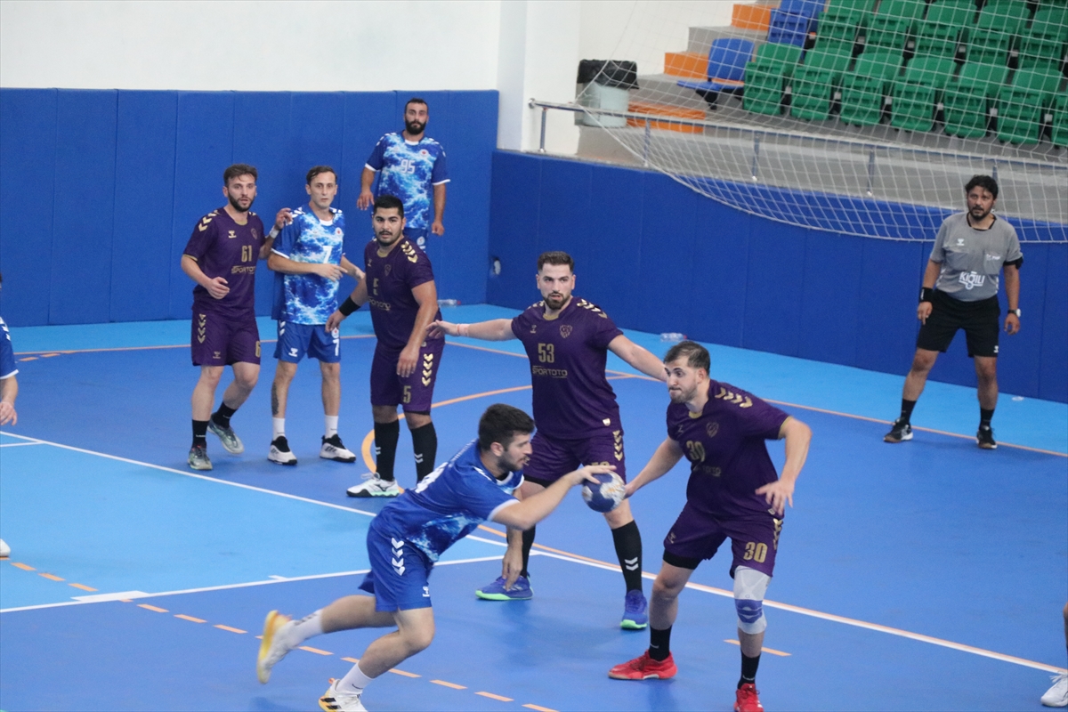 Hentbol Süper Lig: Güneysuspor ile Trabzon BB berabere kaldı