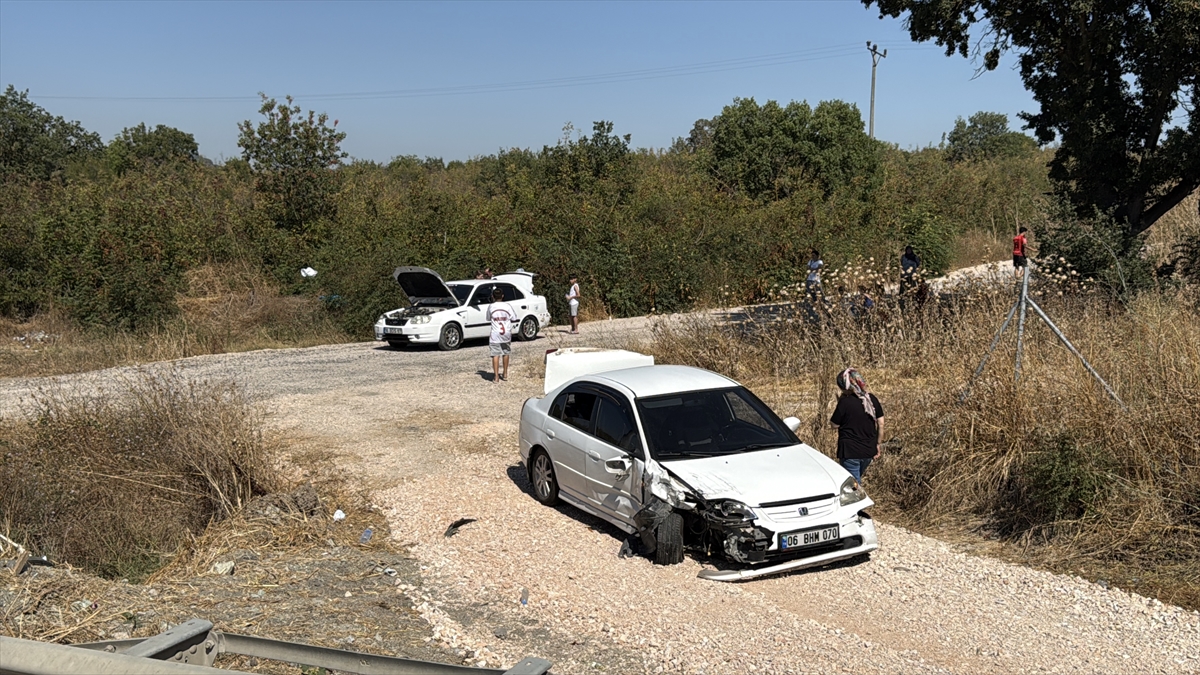 Bursa'da zincirleme kaza: 4 yaralı, başkanın aracı da karıştı