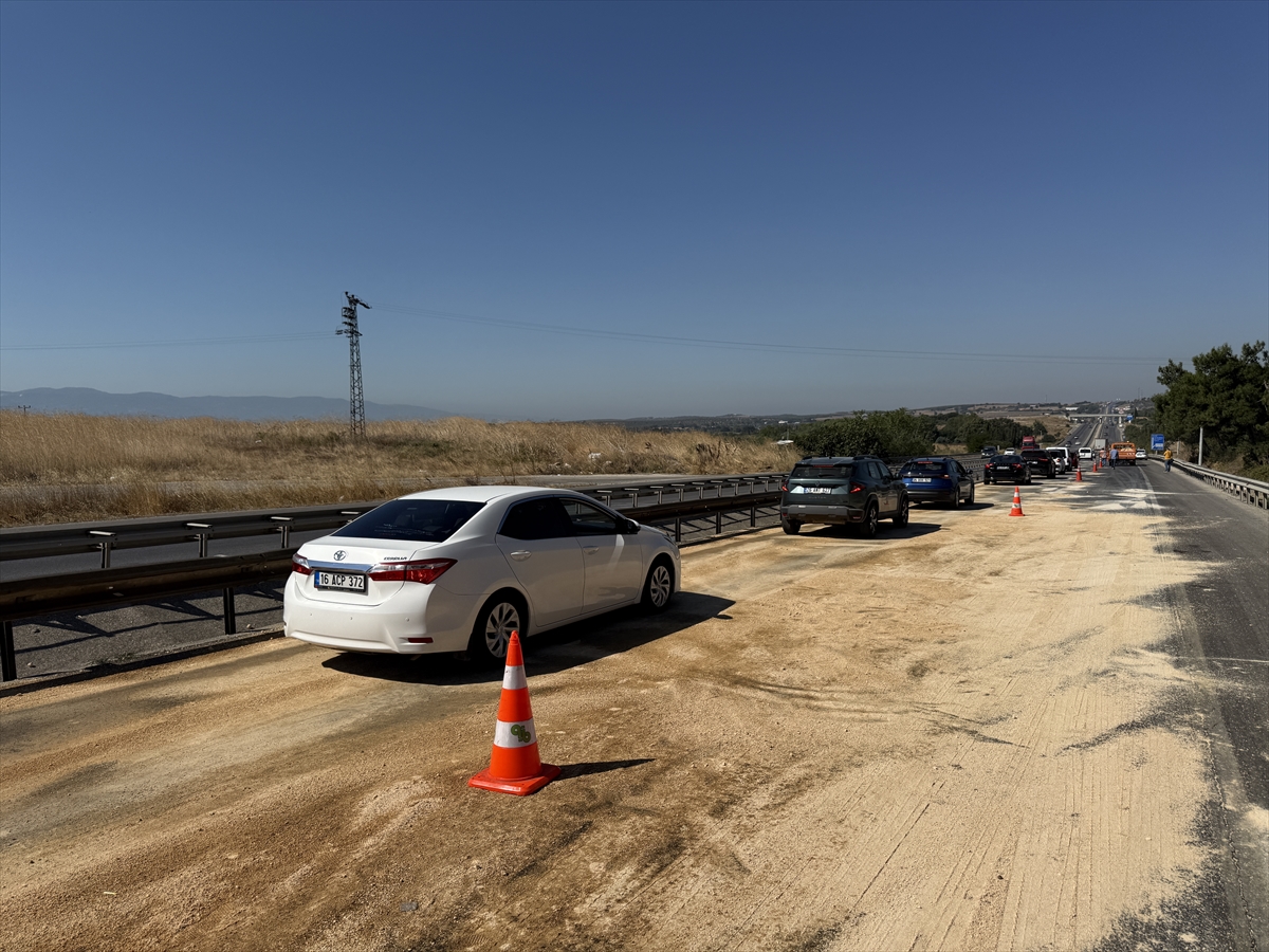 Bursa'da zincirleme kaza: 4 yaralı, başkanın aracı da karıştı