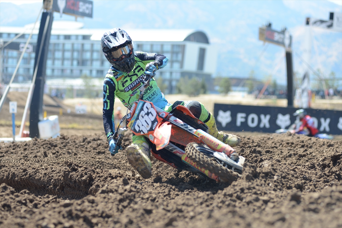 Avrupa Motokros EMX250 Şampiyonu Francisco Garcia