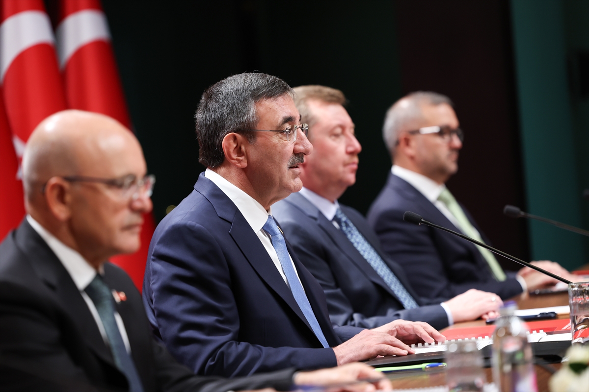 Cevdet Yılmaz: 2027-2029 Orta Vadeli Program hedeflerini açıkladı